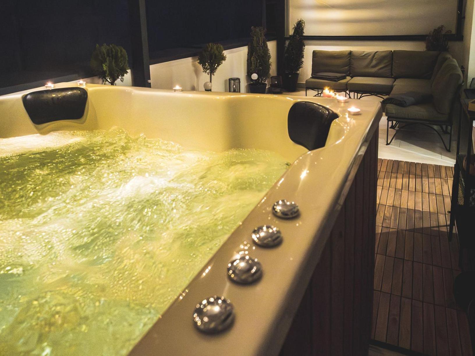 Gavas Jacuzzi Relax Zen Appartement Cluj-Napoca Buitenkant foto